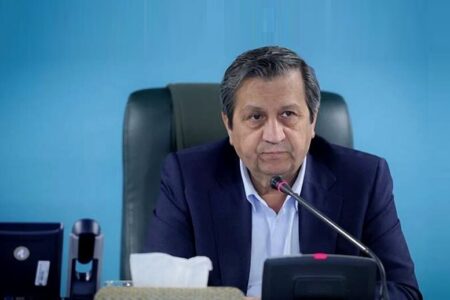 همتی: قدرت تامین ارزی بانک مرکزی با آزادسازی منابع افزایش می‌یابد