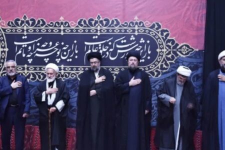 برگزاری مراسم عزاداری سالار شهیدان در حرم مطهر امام خمینی(س) با حضور یادگار امام