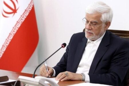 عارف: ایران مقتدر و امت اسلام برای وداع با رهبر شهید تمام‌قد به میدان می‌آیند