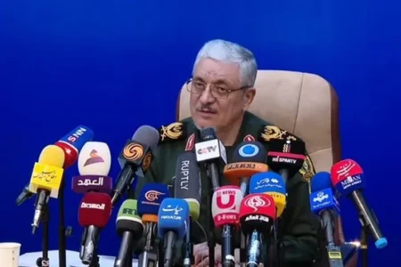 سردار طلایی‌نیک: قدرت‌آفرینی تنها راه مقابله با بیگانگان است