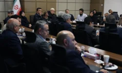 عارف: دشمن از توطئه دست برنمی‌دارد