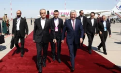 ورود رئیسجمهور به پایتخت قرقیزستان برای اجلاس شانگهای و دیدار با سران ۷ کشور