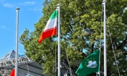 اهتزاز پرچم ایران در دهکده بازی‌های آسیایی ناگویا