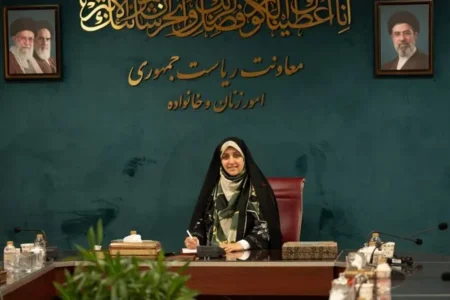 نباید ۲ گروه زنان باحجاب و کم‌حجاب را مقابل یکدیگر قرار دهیم