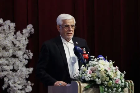 جنگ‌های آینده جنگ علم و فناوری است؛ تربیت نخبگان را از کلاس اول آغاز کنیم