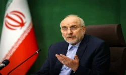 قالیباف خطاب به بسنت: رکورد زدن بازده اوراق قرضه مبارک!/ کنایه سنگین رئیس مجلس به بحران بدهی آمریکا
