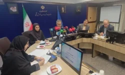 فشارهای غیرمنطقی نباید منجر به تعطیلی مدارس شود/ تلاش برای واردات واکسن آنفلوآنزا