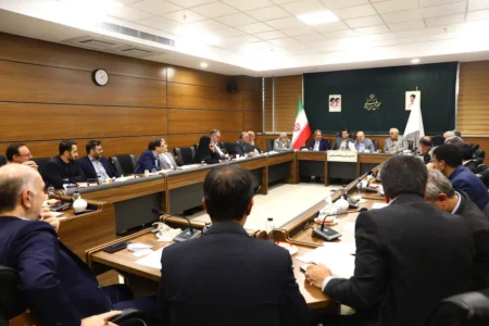 تعهد پزشکان برای خدمت در مناطق کم‌برخوردار اصلاح شد