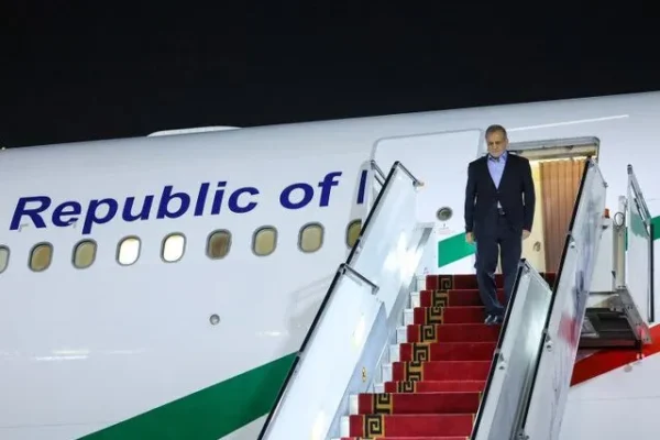 دکتر پزشکیان وارد تهران شد