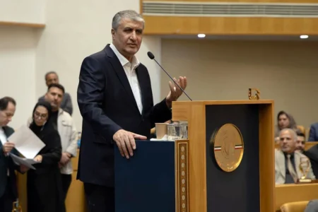 مخالفت با فناوری هستهای ایران، واقعیت توان علمی کشور را تغییر نمیدهد