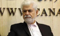 واگذاری«شفادارو»توسط بانک ملی،گامی برای تحول و ارتقای صنعت داروسازی است
