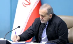 پزشکیان: خاک می‌خوریم اما خاک نمی‌دهیم