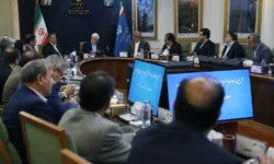 انتظار داریم با مدیریت بورد، عملکرد وزارت نفت جهش کند/ نگران تحریم‌ها نیستیم