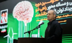 جوانان نخبه با تقویت علم و دانش برای موفقیت ایران نقش‌آفرینی کنند