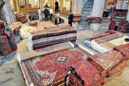 ثبات نرخ ارز و ساماندهی بازار مواد اولیه، شرط بازگشت رونق به بازار فرش است
