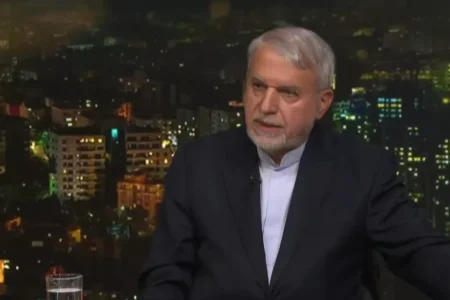 صالحی امیری: ۳۰۰ گونه از ۴۰۰ گونه صنایع دستی جهان در ایران تولید می‌شود/ تمرکز بر توسعه بازار جهانی
