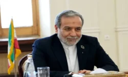عراقچی: ایران قاطعانه از منافع و امنیت ملی خود دفاع می‌کند